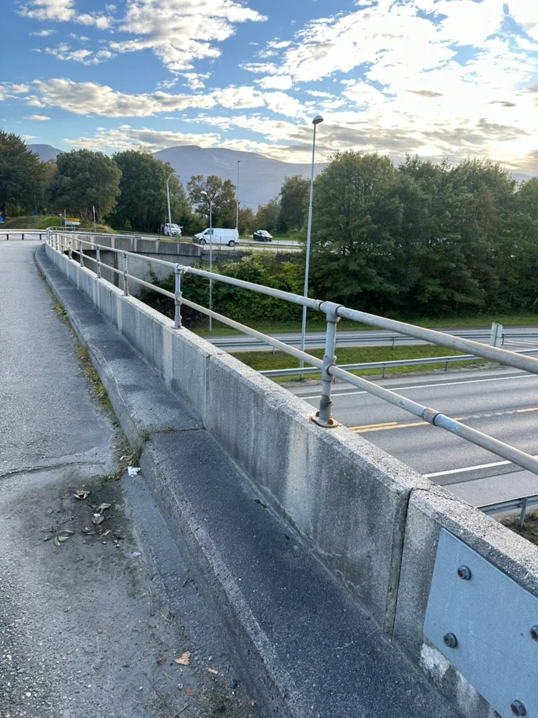 Rekkverket ved Volsdalen vurderes oppgradert